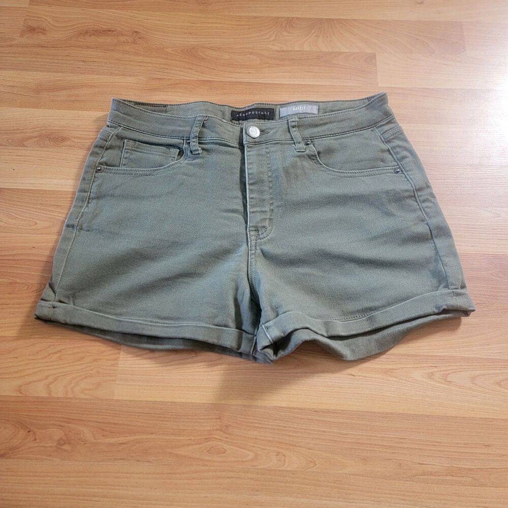 Aeropostale Midi Shorts Size 10